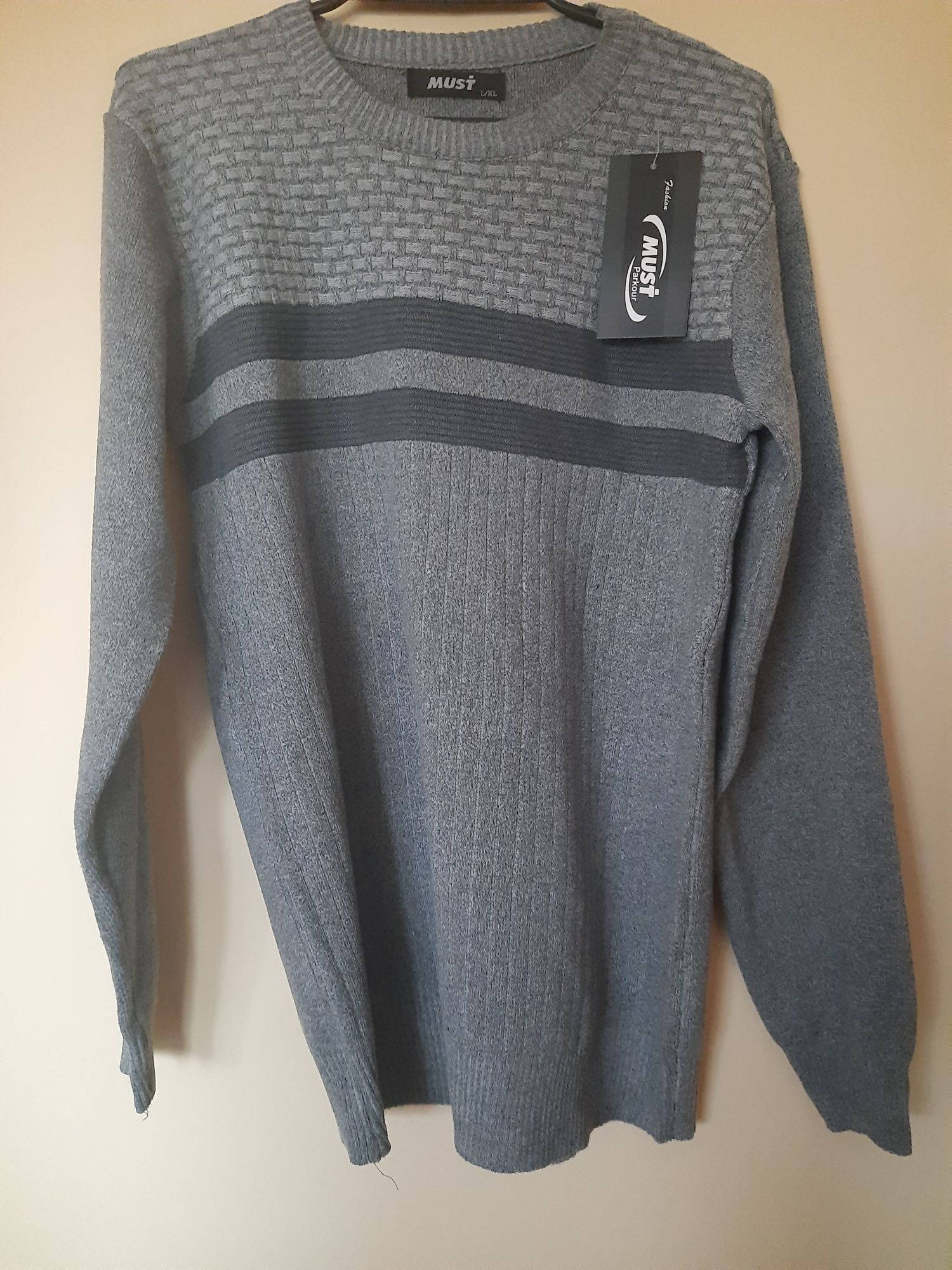 Męski sweter, rozmiar L/XL