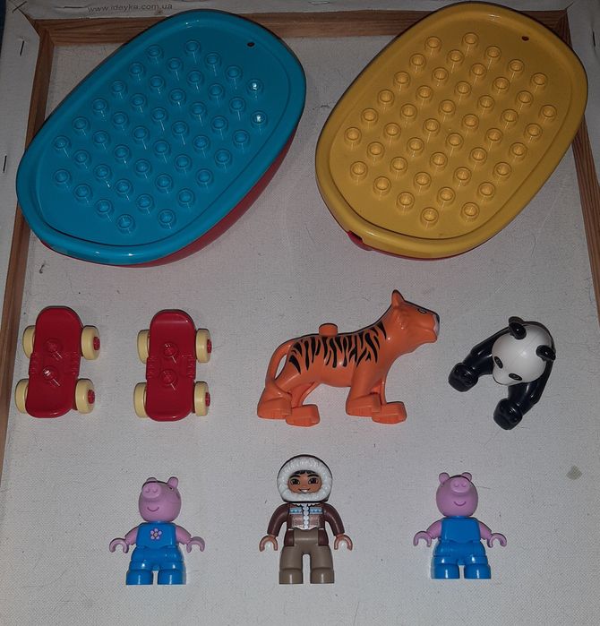 Розпродаж нових оригінальних фігурок та деталей Лего Дупло.