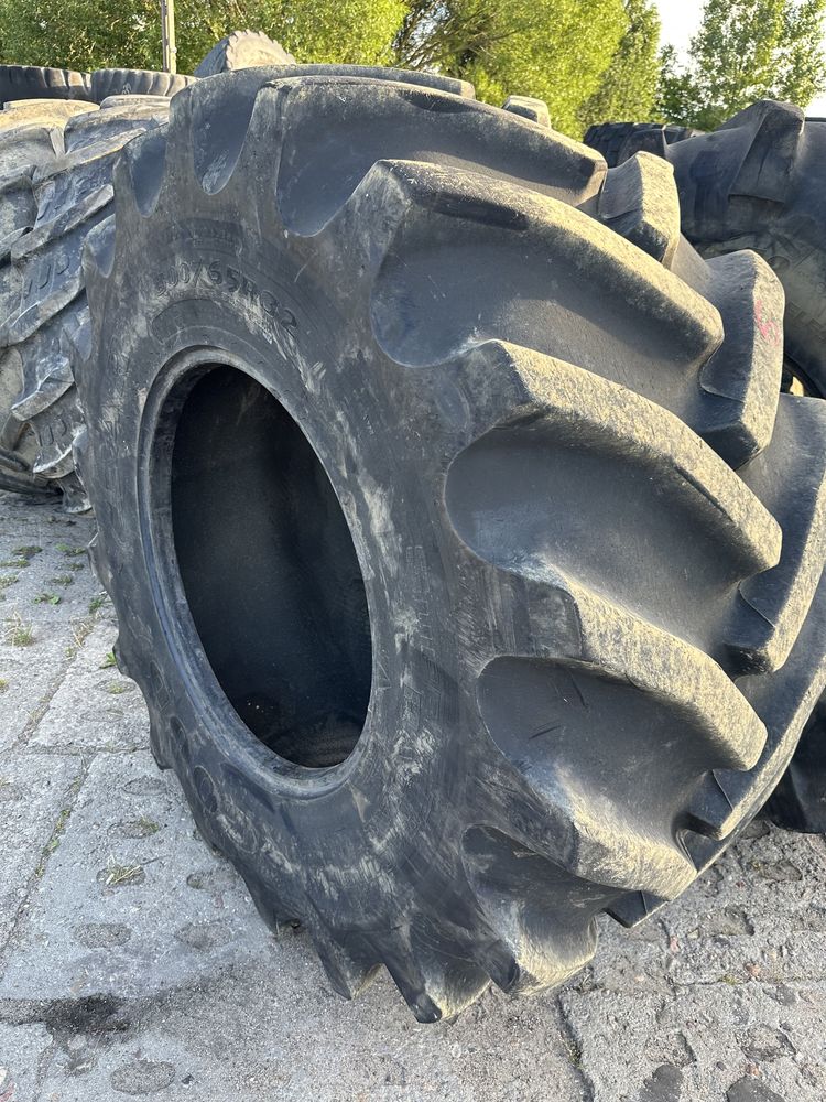 800/65r32 30.5r32 Goodyear Kombajn