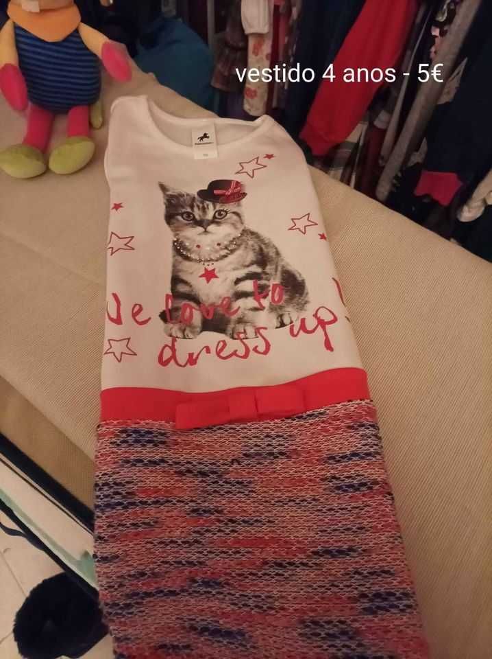 Vestido menina 4 anos - 5€