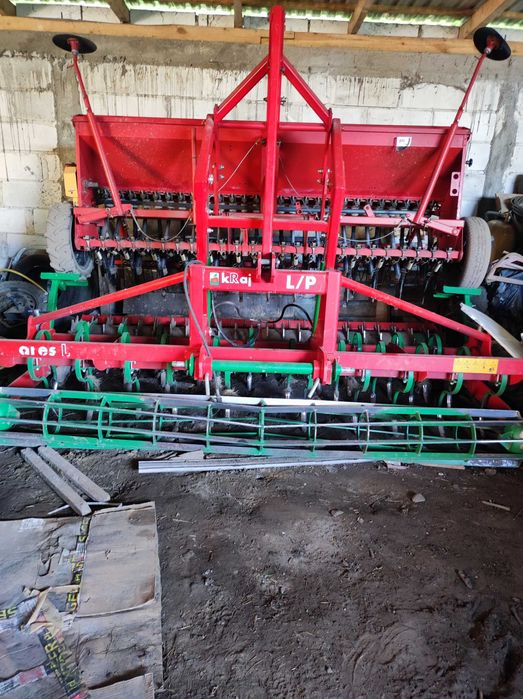 Zestaw uprawowo siewny