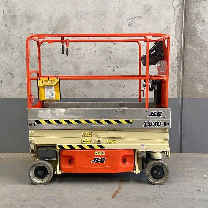 ATRAKCYJNE CENY wynajmę podnośnik nożycowy 8, 10, 12 m zwyżka wynajem