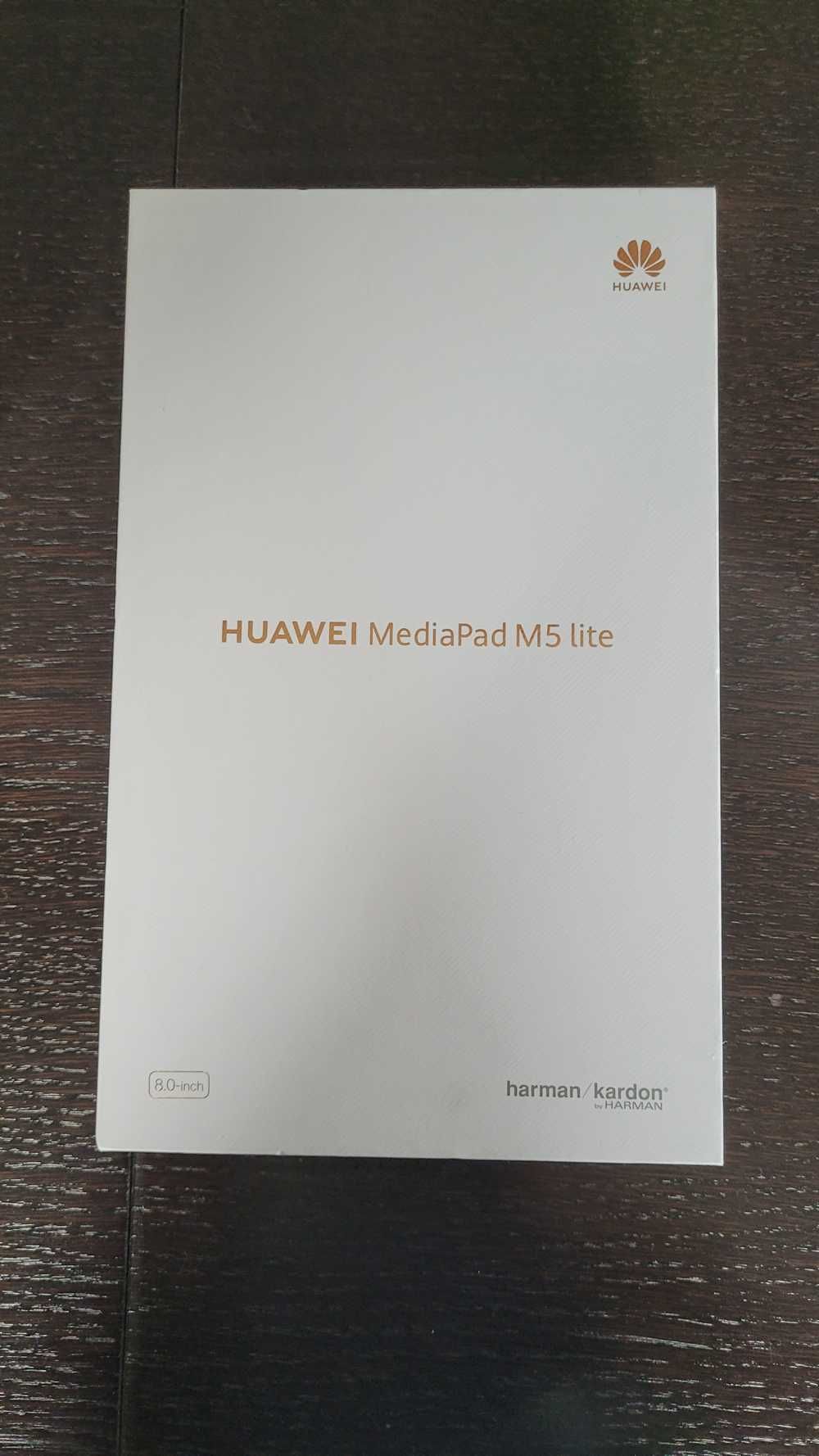 Huawei MediaPad M5 Lite 8" 3 GB / 32 GB
