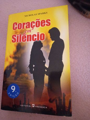 Livro "Corações em Silêncio" de Nicholas  Spark
