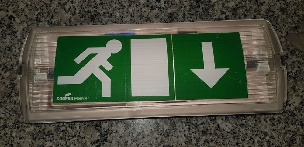 Sinaletica de emergência