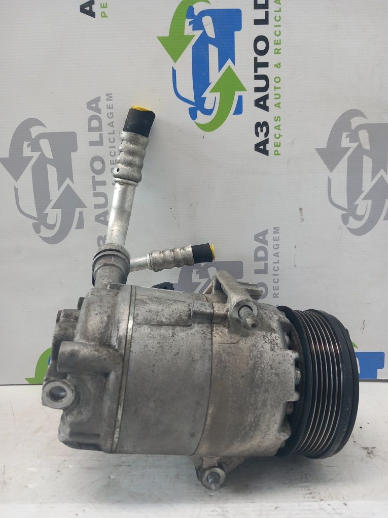 Compressor de ar condicionado Opel Astra J