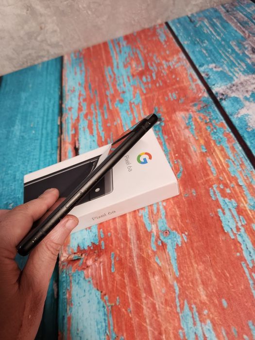 Продам Google Pixel 6a 128 gb наверлок