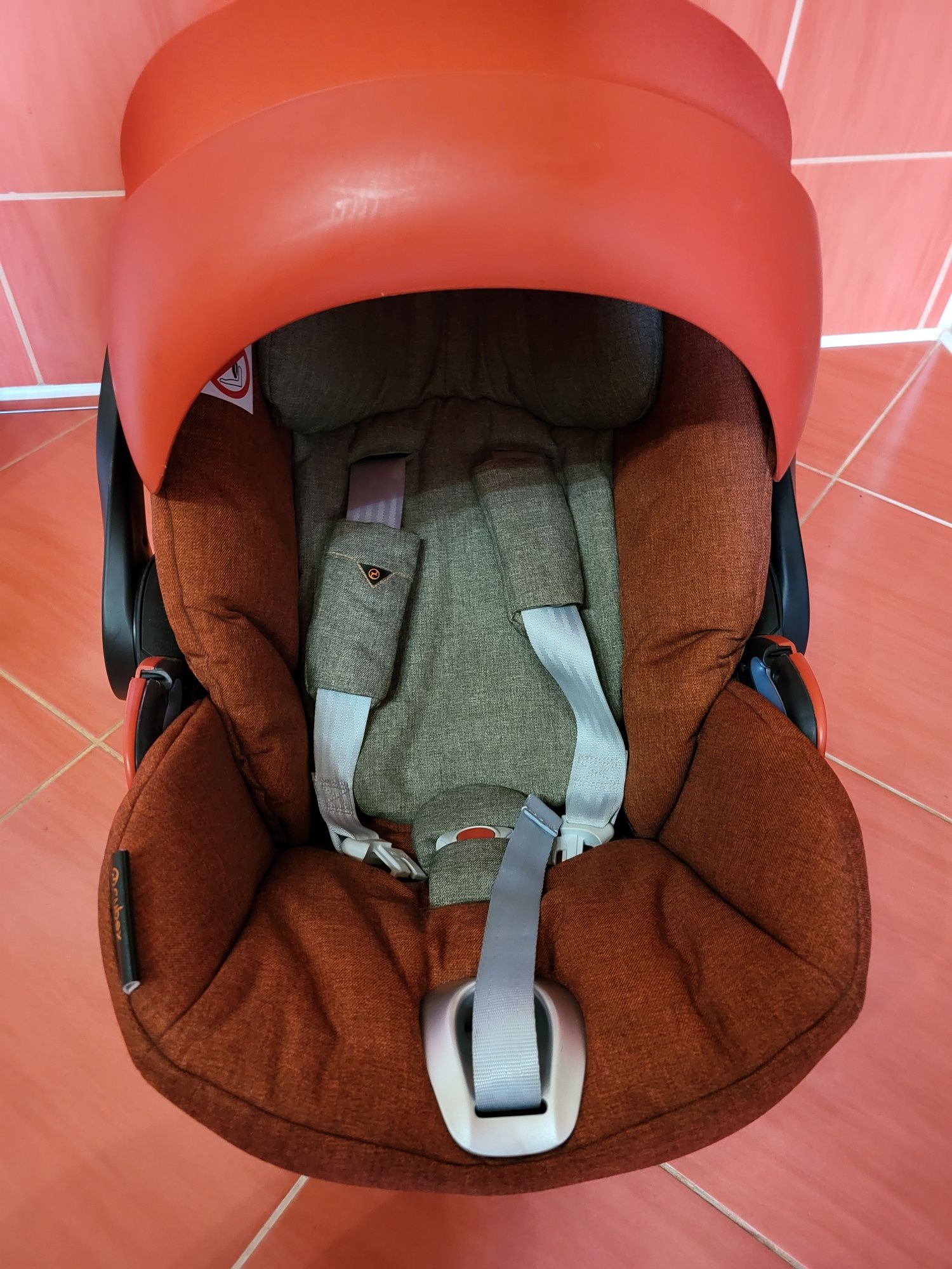 Автокрісло cybex