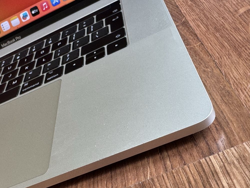 Laptop MacBook Pro 15 i7-7820HQ/16/512 A1707 Silver 2017 Ventura
