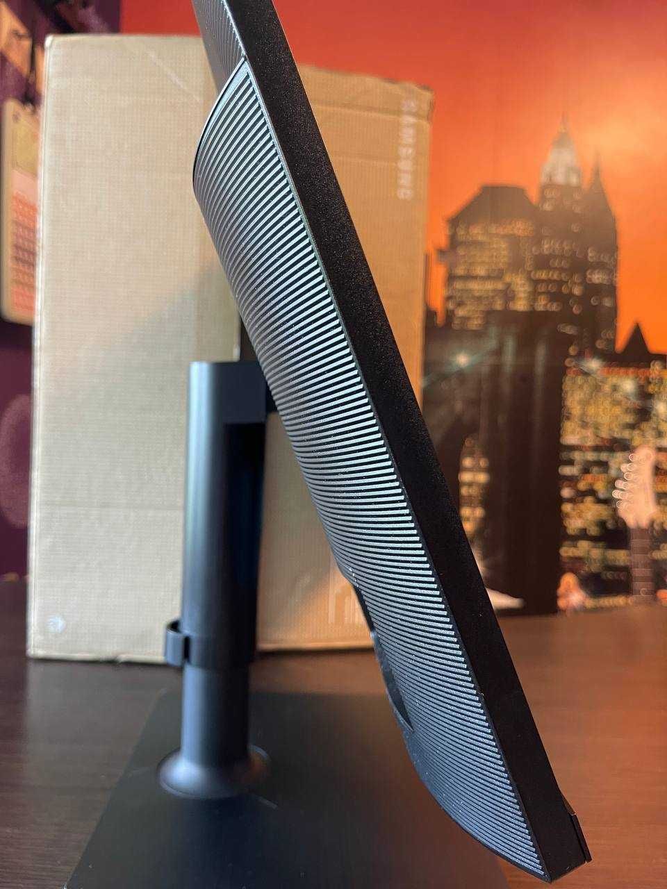 Монітор Samsung 24" Full HD (IPS)