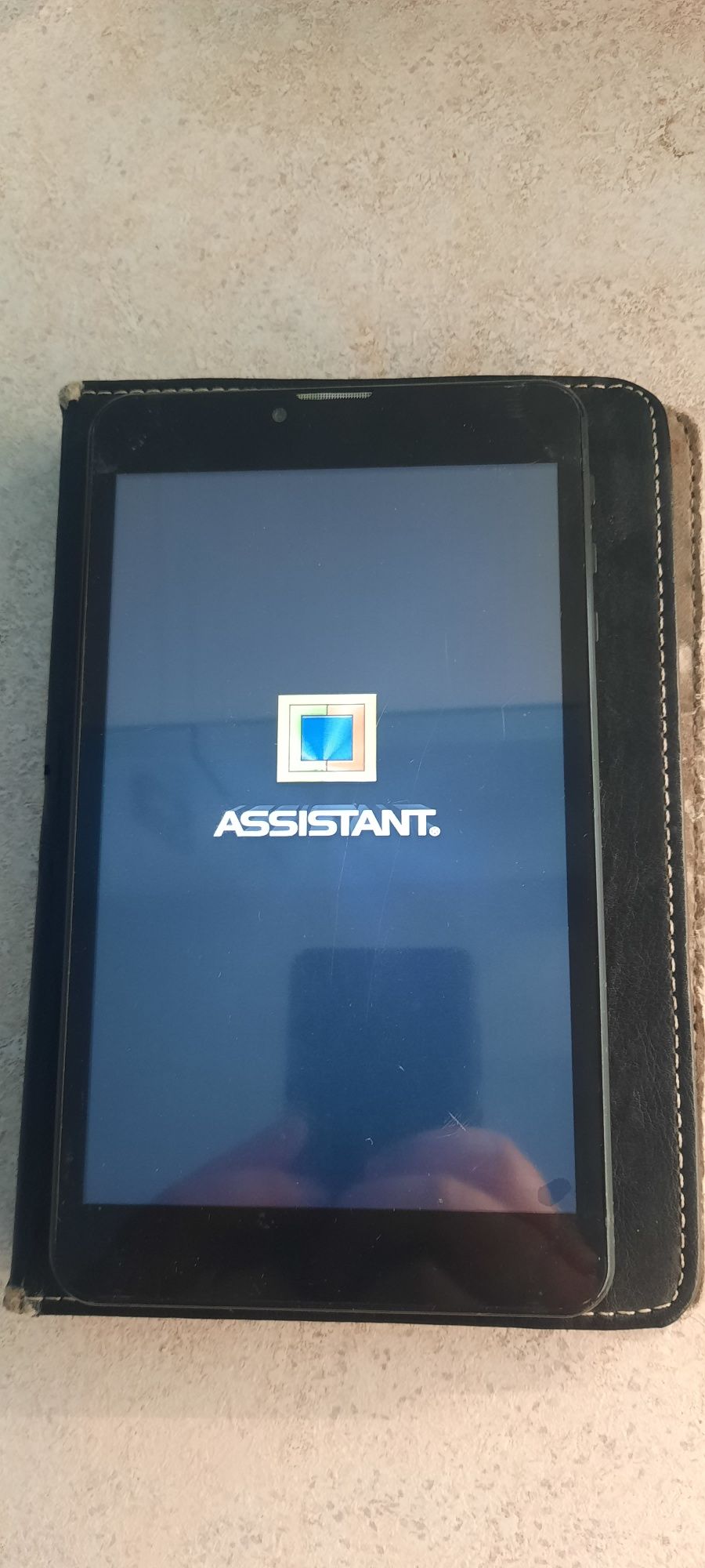 Планшет Assistant 757 g