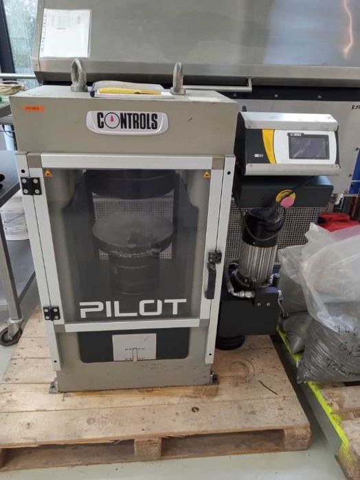 Prasa betonowa Controls Pilot