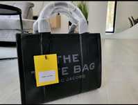 Torebka torba Marc Jacobs The tote bag medium czarna