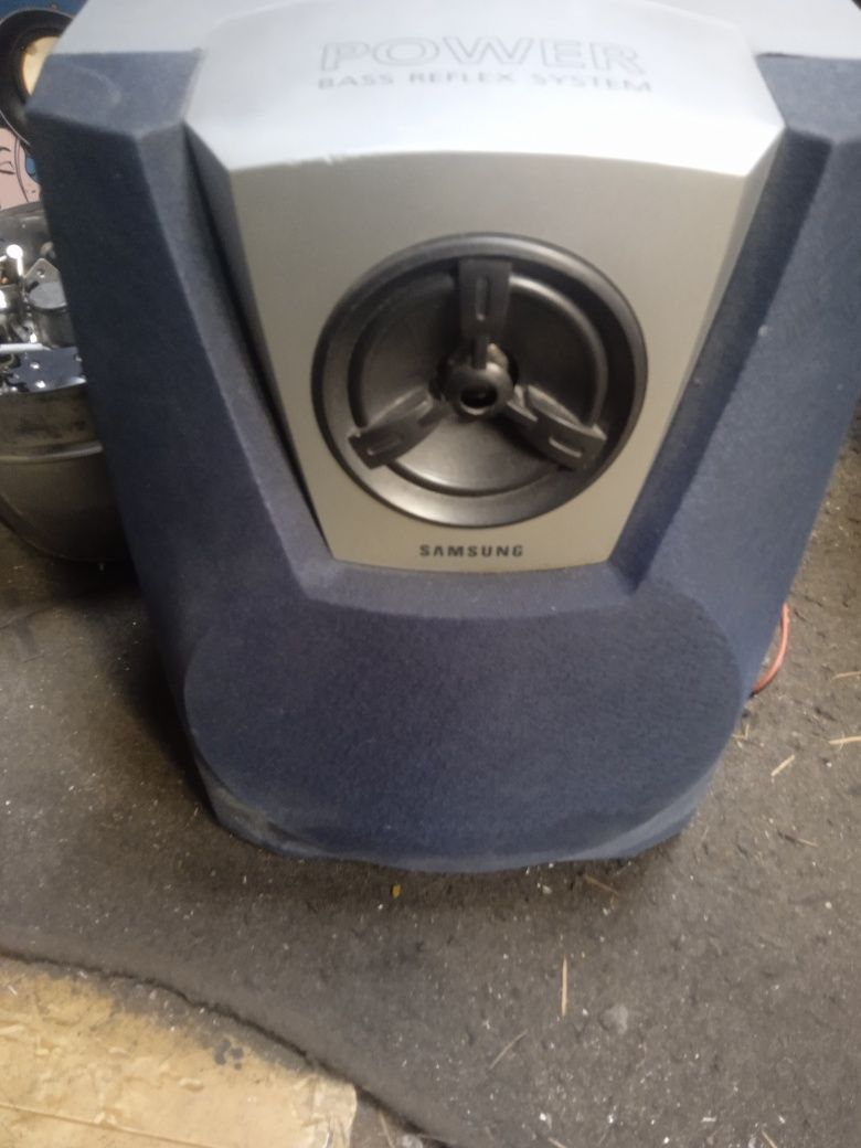 Wieża Philips z dwoma kolumnami