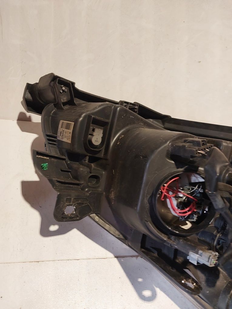 Renault clio III 3 lewa przednia lampa przód reflektor lewy soczewka