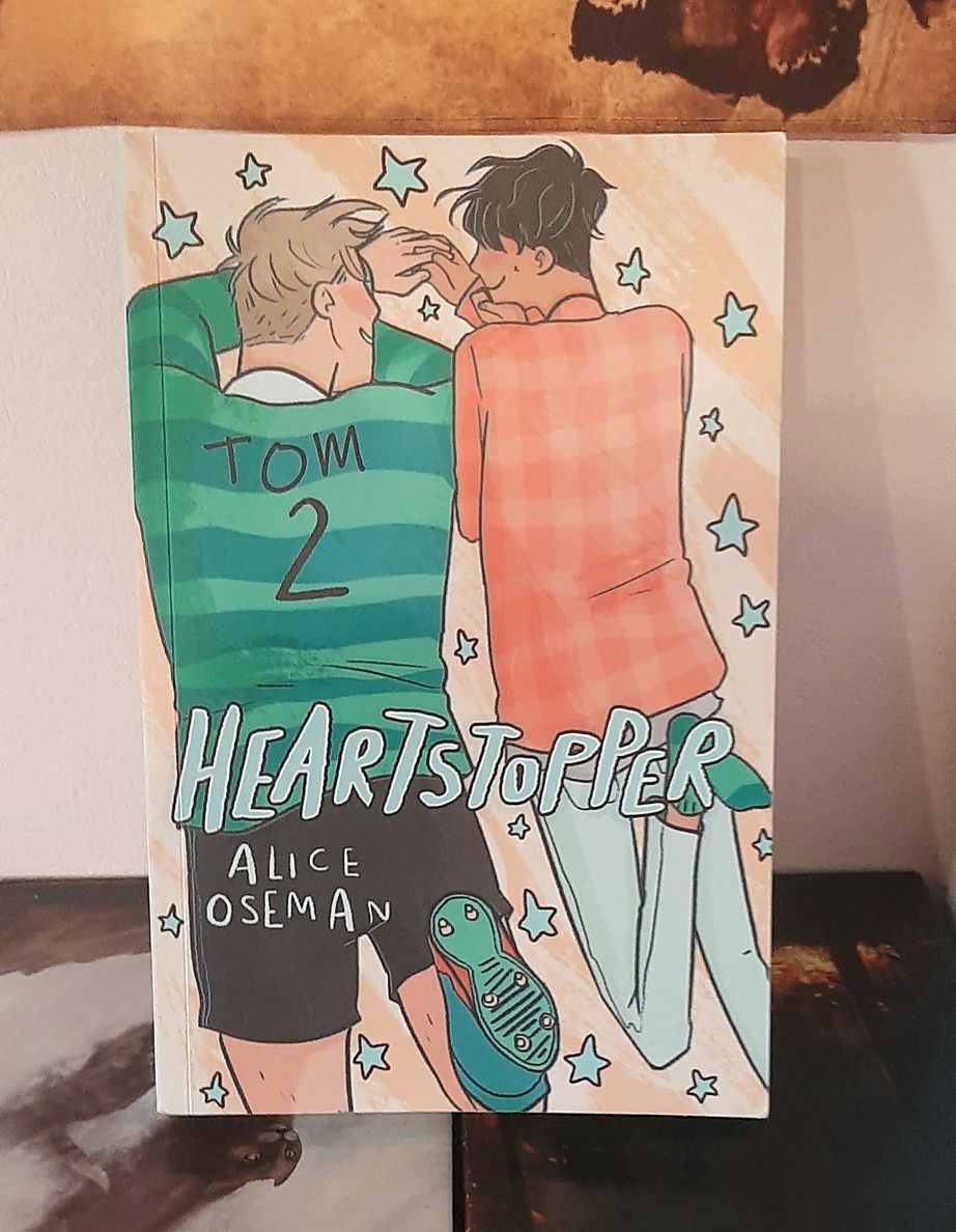 3 tomy Heartstoper i nowela