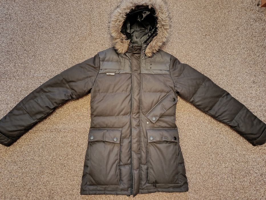 Продам пуховик куртка верхняя одежда зимняя ветровка