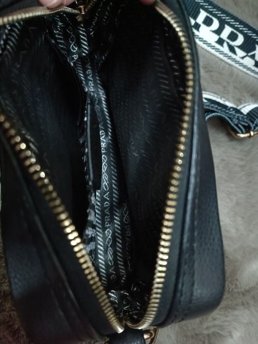 Torebka Prada czarna