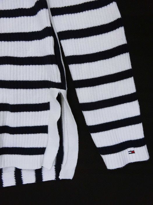 H7 dopasowany sweter damski Tommy Hilfiger elegancki paski prążek S 36