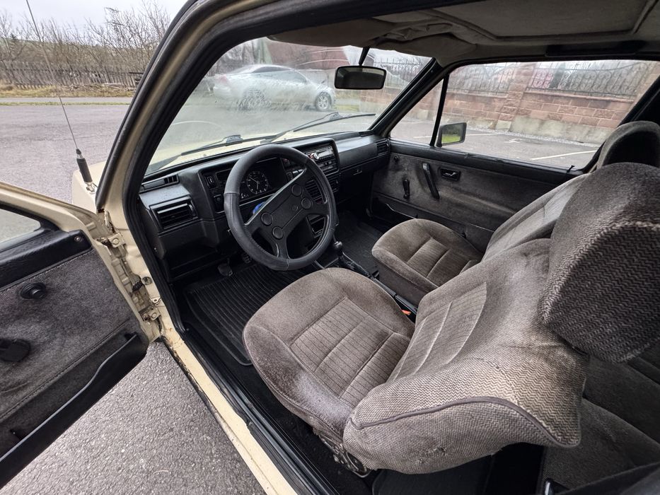 Volkswagen Golf II  1.8 газ/бензин