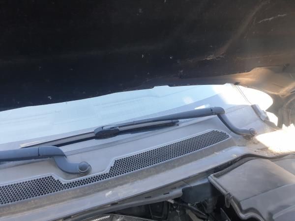 Haste / braço de escova limpa vidros frente esquerda LAND ROVER Discov