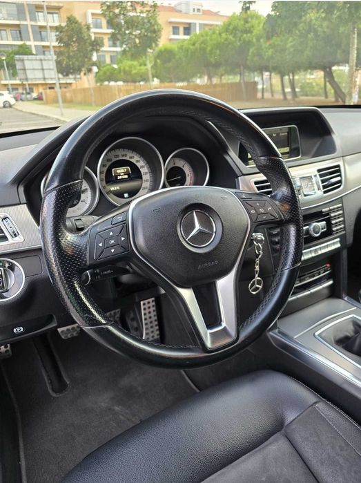 Mercedes-Benz E220 CDI Avantgarde BE caixa manual