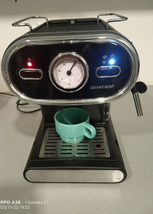 Máquina de café expresso silvercrest