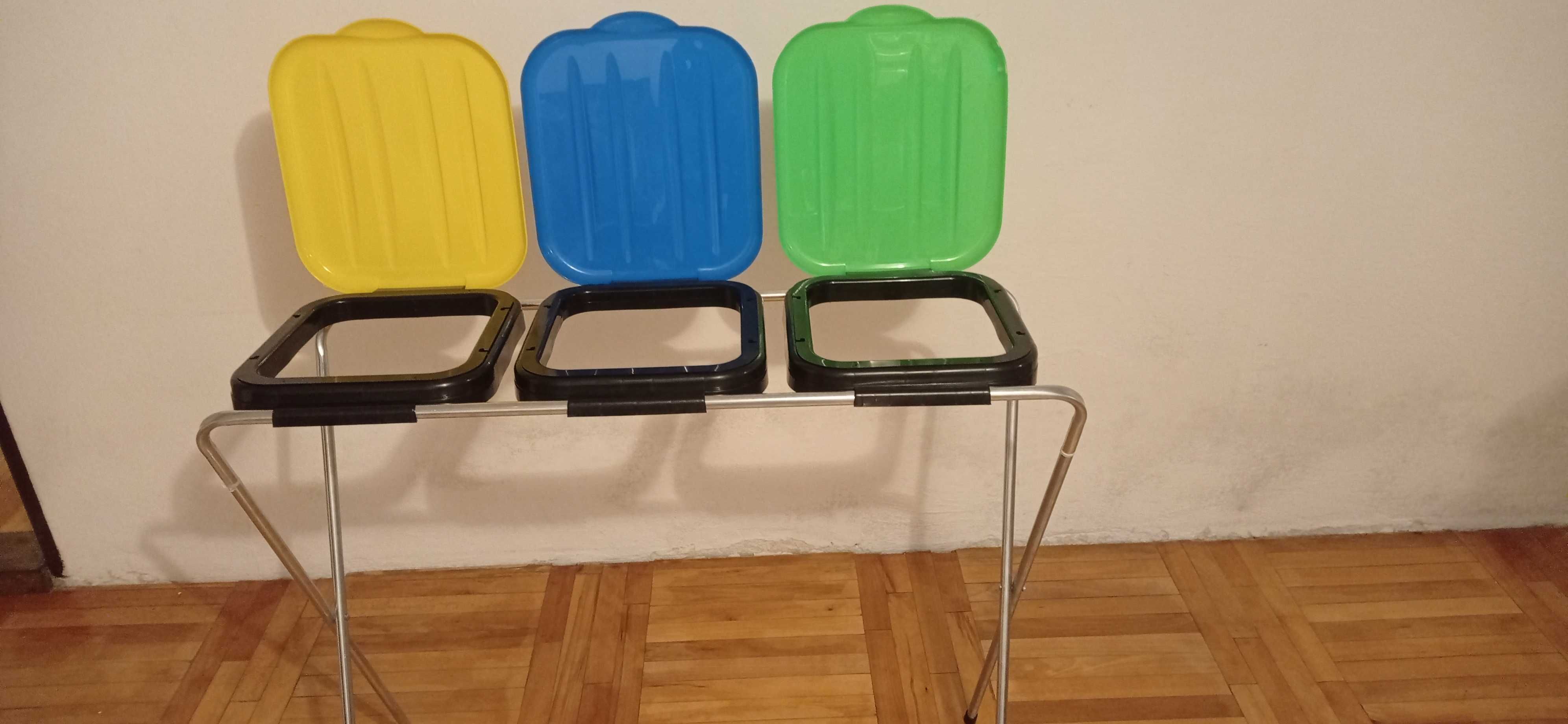 Stojak metalowy do segregacji śmieci Kosz na odpady na 3 worki