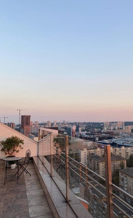 БЕЗ %, Продаж Видового пентхаусу Ковпака 17; Печерськ; Палац Україна