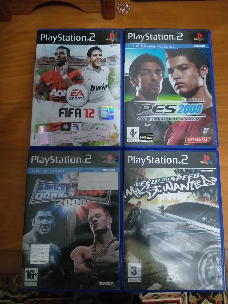 Varios jogos ps2 5€ cada ou 40€ todos + camera eyetoy e microfones