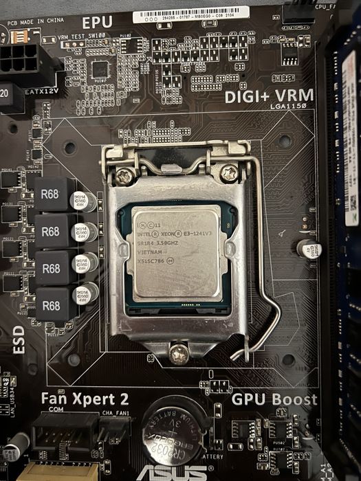 Комплект!!! Материнка+проц+озу+башня