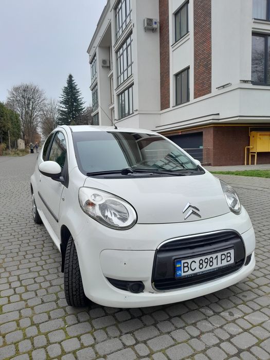 Продам Citroen c1 2010
