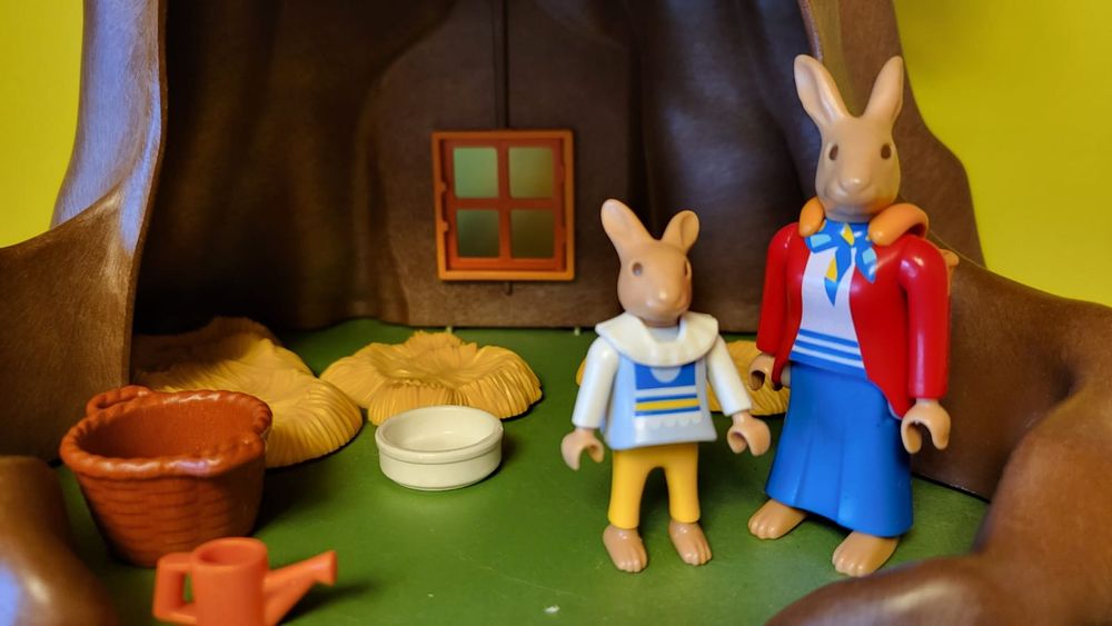 Playmobil, dom królików w drzewie