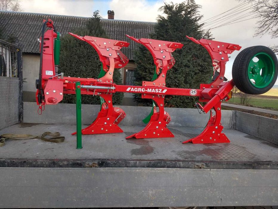Pług obracalny obrotowy Agro Masz PO3 (PO3+) siłownik Odkładnice pełne
