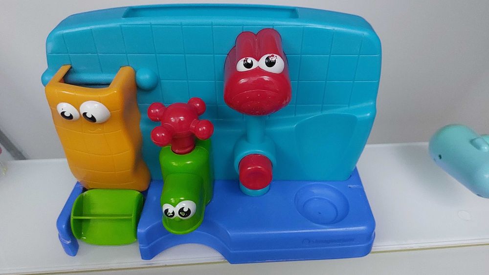 Brinquedo para usar na banheira.