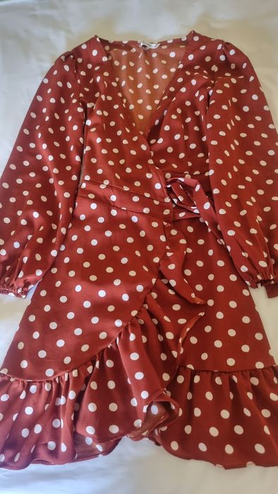 Vestido às bolinhas
