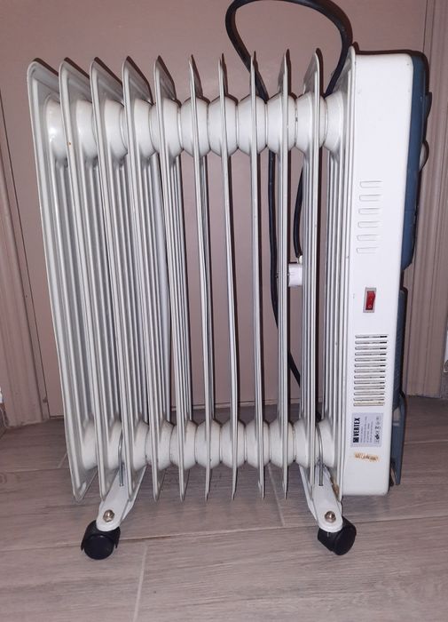 Вишлю З ПІДДУВОМ 11 секцій ПЕРЕШЛЮ Масляний радіатор Vertex VR-8014