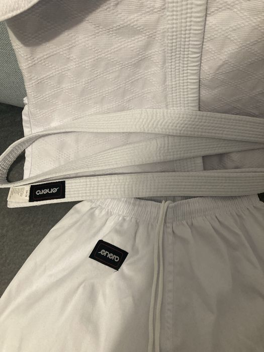 Kimono do karate, judo, aikido Enero 150cm