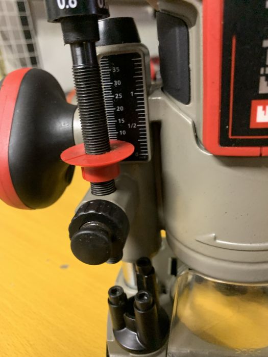 Акумуляторний безщітковий Фрезер обкантуванний Einhell TR-RO 18 Set Li