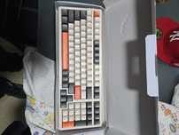 Teclado mecânico K96  wireless novo