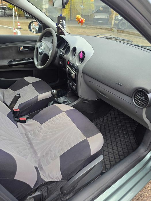 Seat ibiza 1.4benzyna +gaz 2004r.