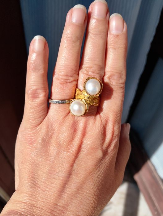 Anel ouro e pérolas
