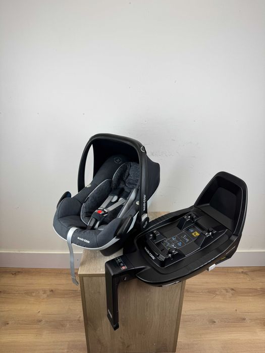 Fotelik samochodowy Maxi-Cosi Pebble Pro + baza 3way fix 0-13kg