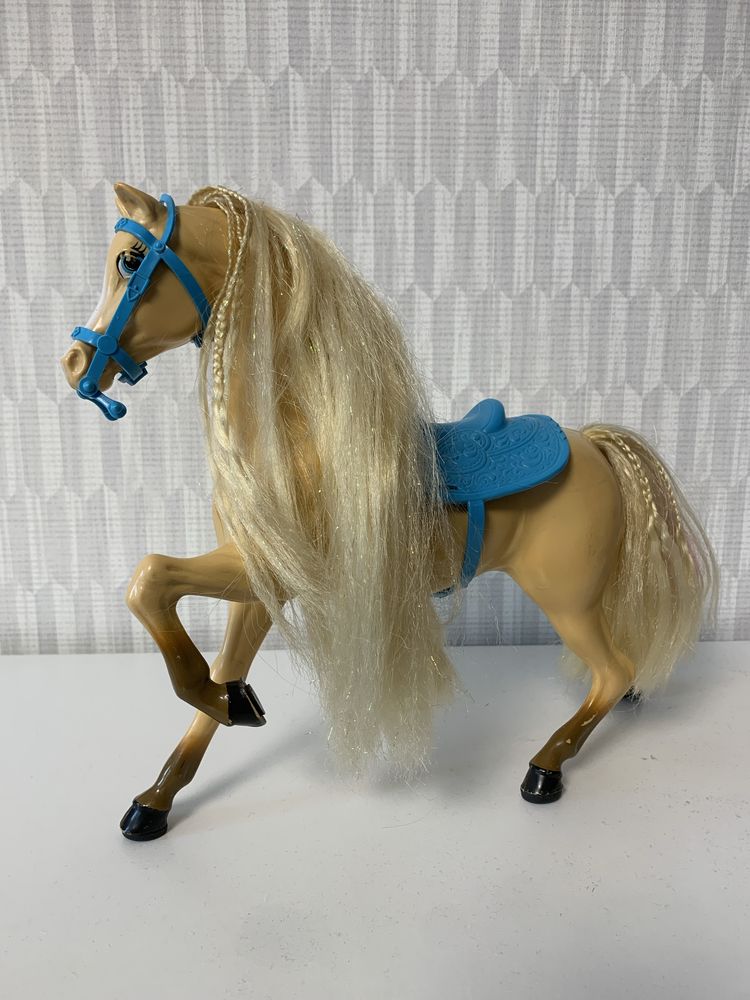 Кінь лошадь лошадка іграшка