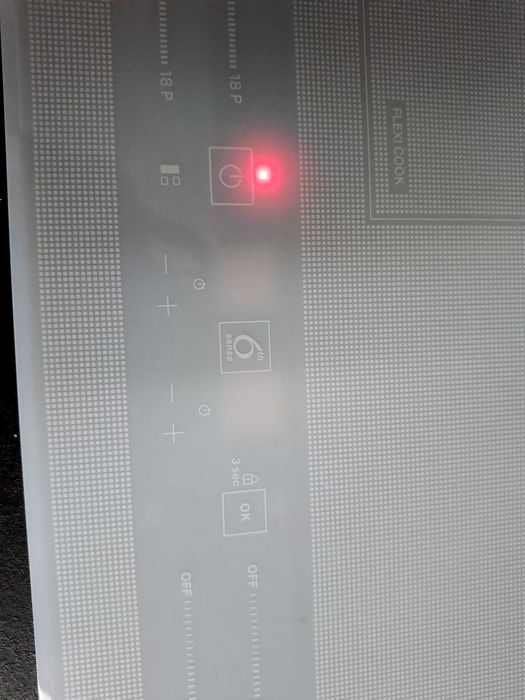 Płyta indukcyjna Whirlpool FlexiCook 59cm  6 zmysł