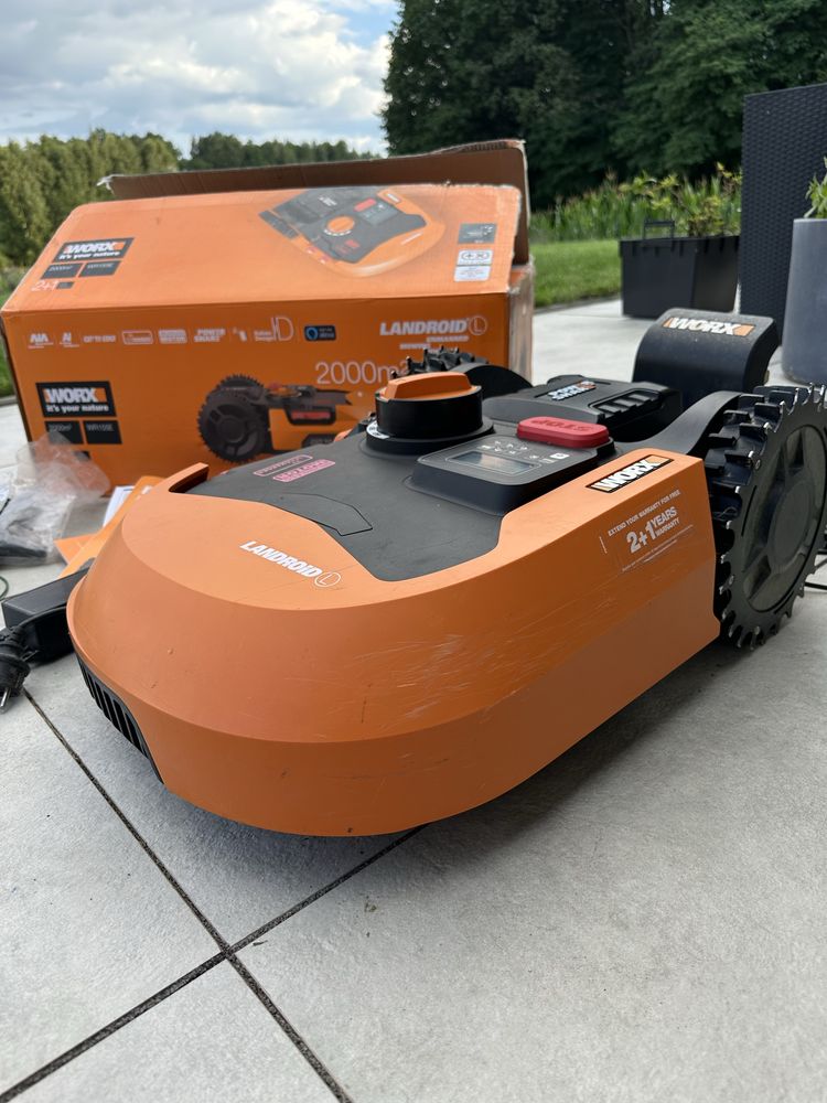 Kosiarka Robot worx landroid L2000m2 WR155E