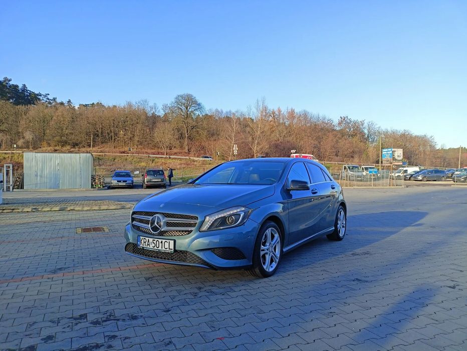 Mercedes-Benz Klasa A 1.6 Turbo 156 koni, panorama, warto polecam