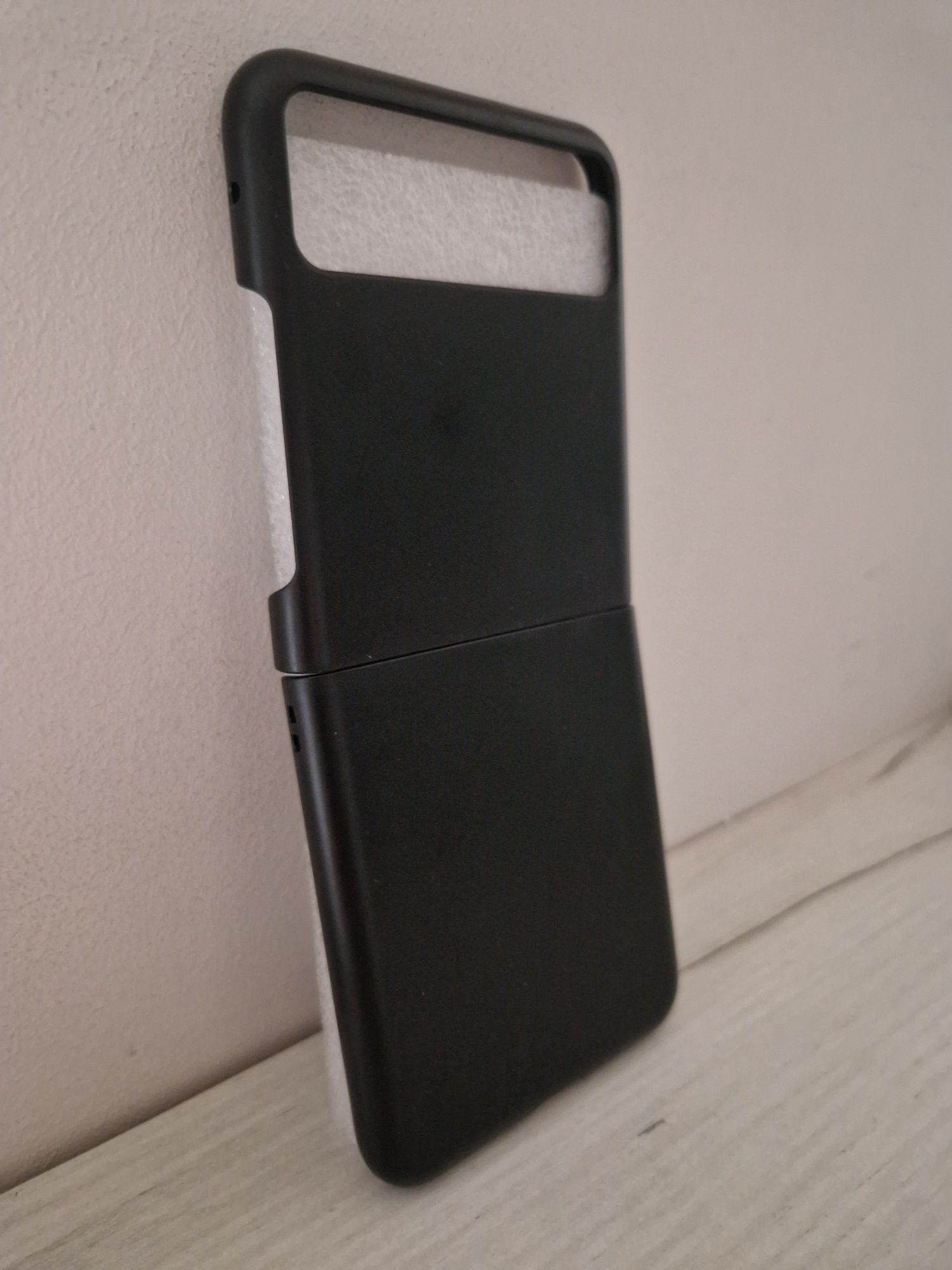 Back Case MATT do MOTOROLA RAZR 40 5G Czarny