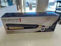 Prostownica do włosów Remington Sapphire Luxe S5806