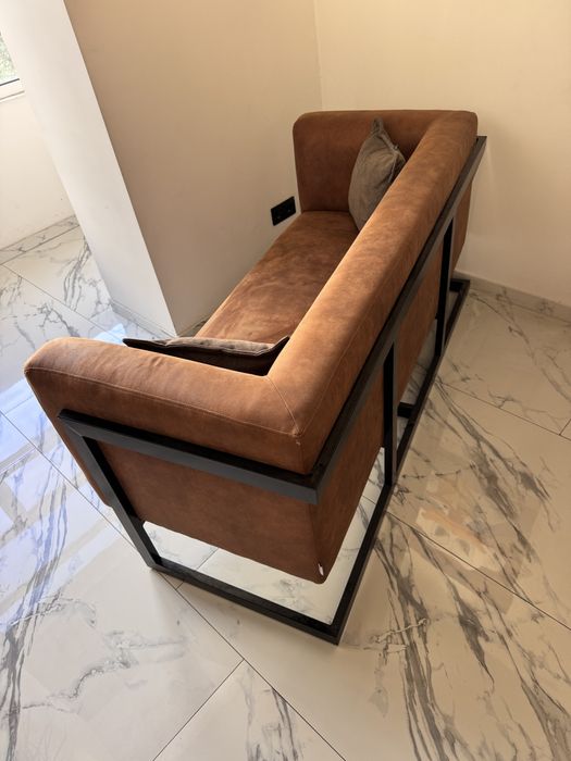 Диван Loft вживаний